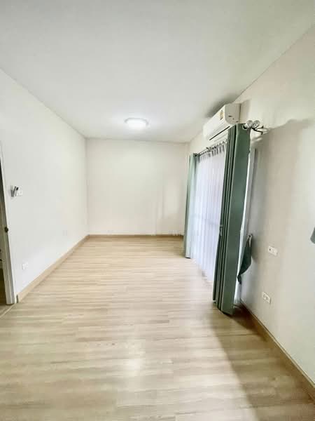 ขายบ้านแฝด ม.มณีรินทร์วิลเลจบางพระ ศรีราชา พร้อมอยู่, Chon Buri (Pattaya), Bang Phra, Si Racha, Chon Buri (Pattaya), 3 Bedrooms, 120 sqm, Semi-Detached House (Twin House) For Sale, by Dusit Saengfa, 500157717 - DDproperty.com