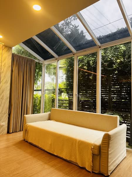 Noble Tara Pattanakarn, Bangkok, 2046 Pattanakarn Road, Suan Luang, Suan Luang, Bangkok, 3 Bedrooms, 328 sqm, Single Detached House For Sale, by มนัสนันท์ สิริรุจิรัตน์, 500157740 - DDproperty.com