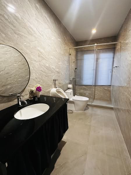 Noble Tara Pattanakarn, Bangkok, 2046 Pattanakarn Road, Suan Luang, Suan Luang, Bangkok, 3 Bedrooms, 328 sqm, Single Detached House For Sale, by มนัสนันท์ สิริรุจิรัตน์, 500157740 - DDproperty.com