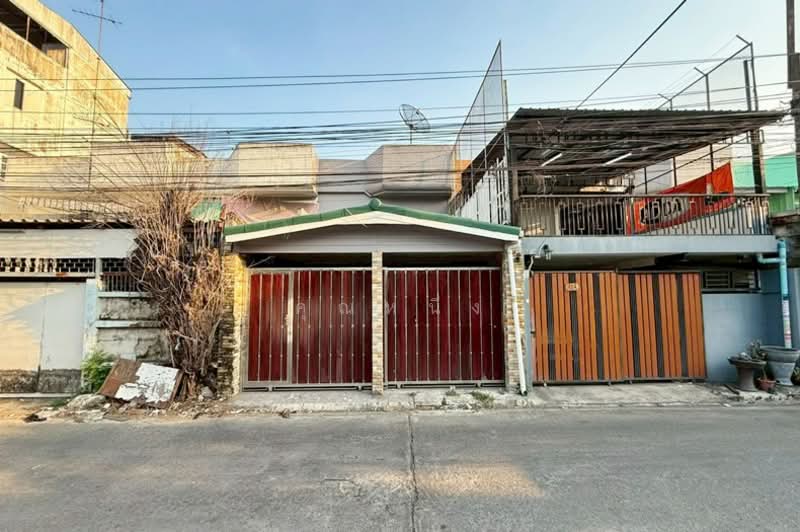 For Sale - ขายทาวน์เฮาส์ 2ชั้น ซอยบางบอน 1/11 รีโนเวทใหม่ 27 ตร.วา, Bangkok