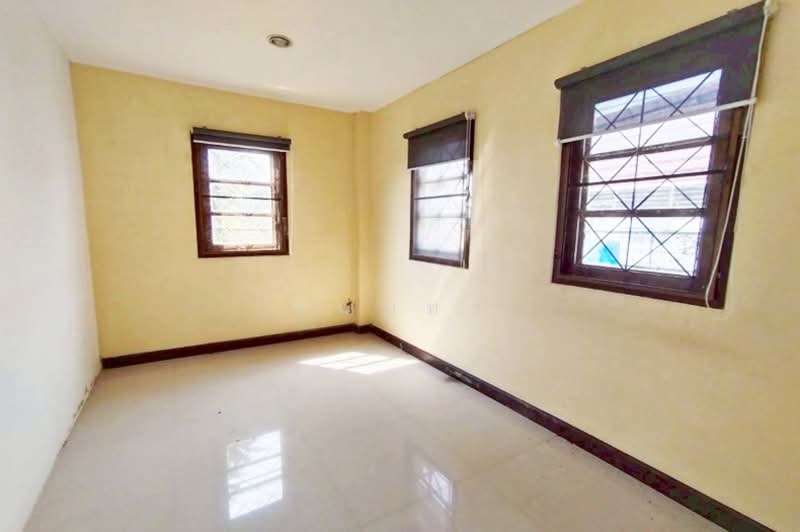 ซอยเลียบวารี 49, Bangkok, Khok Faed, Nong Chok, Bangkok, 4 Bedrooms, 185 sqm, Single Detached House For Sale, by คุณนทร, 500157745 - DDproperty.com