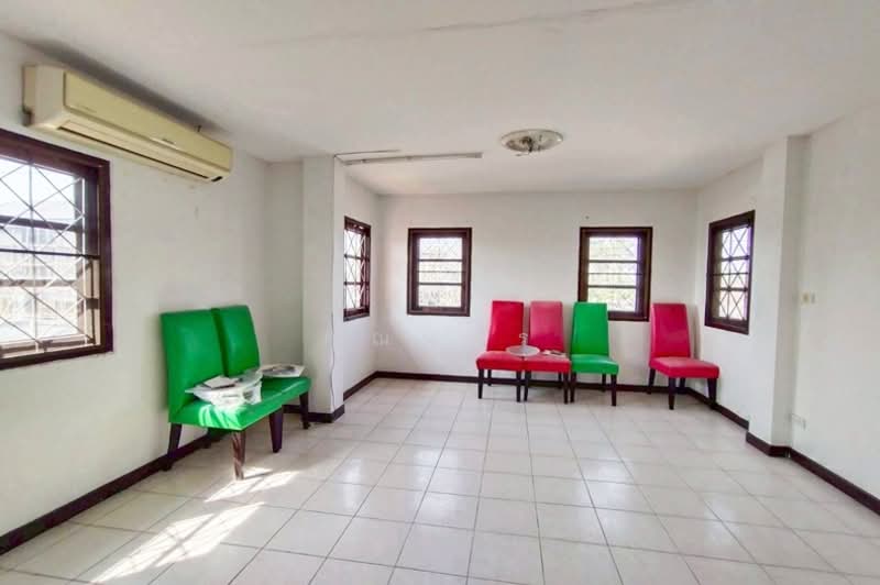 ซอยเลียบวารี 49, Bangkok, Khok Faed, Nong Chok, Bangkok, 4 Bedrooms, 185 sqm, Single Detached House For Sale, by คุณนทร, 500157745 - DDproperty.com