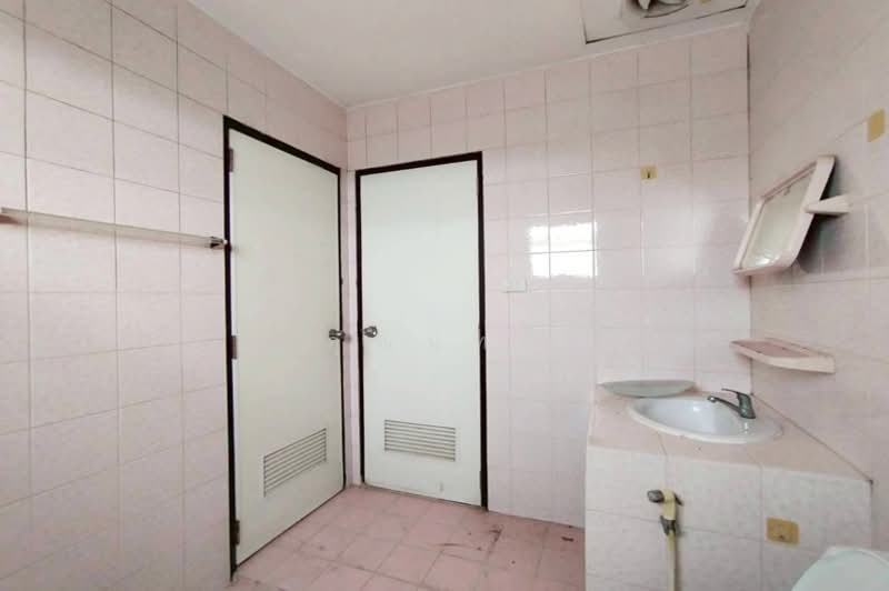 ซอยเลียบวารี 49, Bangkok, Khok Faed, Nong Chok, Bangkok, 4 Bedrooms, 185 sqm, Single Detached House For Sale, by คุณนทร, 500157745 - DDproperty.com