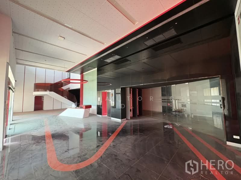 ให้เช่าโรงงานพร้อมโกดังและสำนักงาน 3 ชั้น นิคมอุตสาหกรรมลาดกระบัง กรุงเทพ hre00238, กรุงเทพ, ลำปลาทิว, ลาดกระบัง, กรุงเทพ, 7,668 ตร.ม., โกดัง-โรงงาน ให้เช่า, โดย Hero Realtor Co., Ltd., 500157753 - DDproperty.com