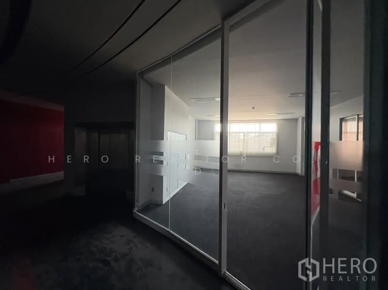 For Rent - For rent Factory 7668 sqm in Lam Pla Thio, Lat Krabang, Bangkok hre00238, Bangkok