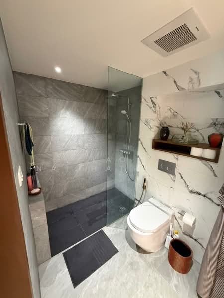 Liang Garden, Bangkok, 218 Soi Sri Nakhon Khwaeng, Chong Nonsi, Yan Nawa, Bangkok, 2 Bedrooms, 136 sqm, Condo For Sale, by Kao Natthathida Paksee, 500157760 - DDproperty.com