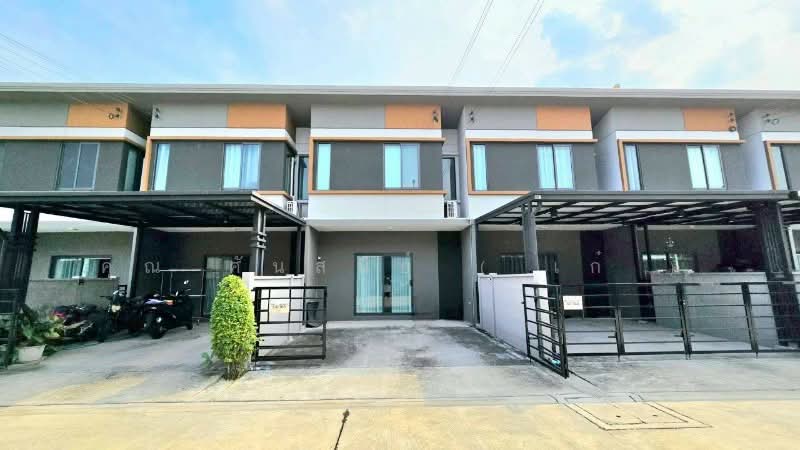 Pleno Phaholyothin-Rangsit : พลีโน่ พหลโยธิน-รังสิต, ปทุมธานี, 89 พลีโน่ พหลโยธิน-รังสิต, คลองหนึ่ง, คลองหลวง, ปทุมธานี, 120 ตร.ม., ทาวน์เฮ้าส์ ขาย, โดย คุณ ศันสนีย์ ( เก๋ ), 500157778 - DDproperty.com