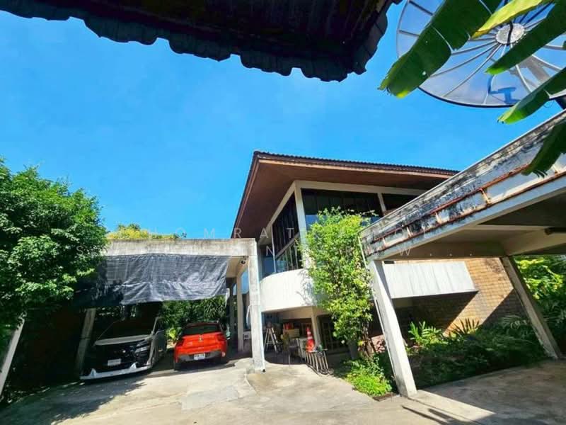 Detached House For Sale, Bangkok, 11 Soi Ramkhamhaeng 11, Hua Mak, Bang Kapi, Bangkok, 5 Bedrooms, 303 sqm, Single Detached House For Sale, by Chomratkamol Soontorntarawong (Gor), 500157820 - DDproperty.com