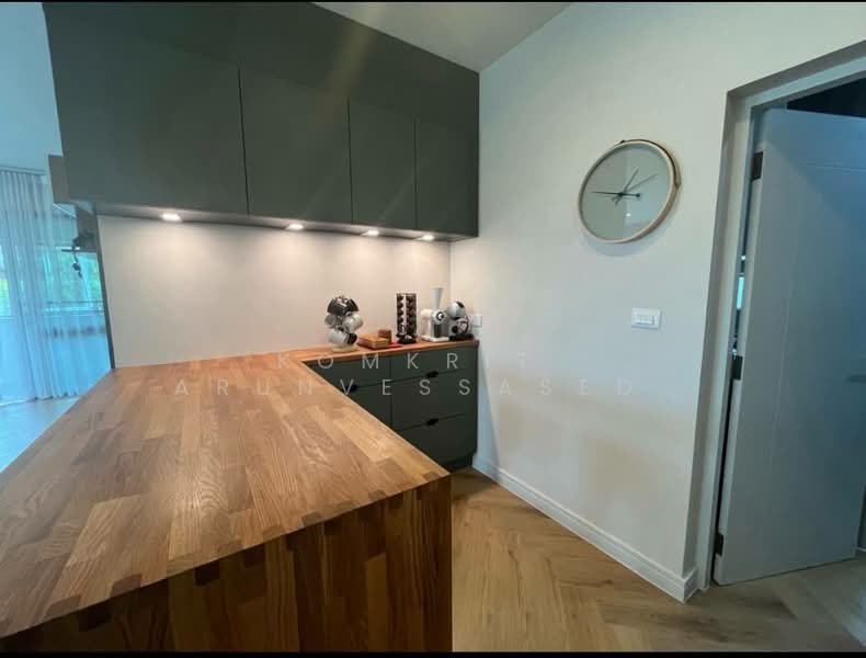 Burasiri Pattanakarn, Bangkok, New Pattanakarn Road, Prawet, Prawet, Bangkok, 4 Bedrooms, 250 sqm, Single Detached House For Rent, by Komkrit  Arunvessased , 500157857 - DDproperty.com