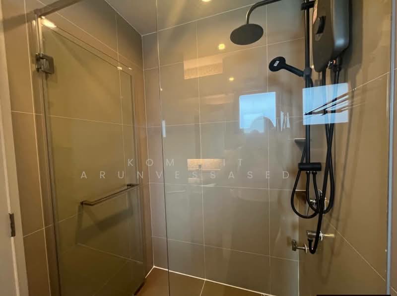 Burasiri Pattanakarn, Bangkok, New Pattanakarn Road, Prawet, Prawet, Bangkok, 4 Bedrooms, 250 sqm, Single Detached House For Rent, by Komkrit  Arunvessased , 500157857 - DDproperty.com