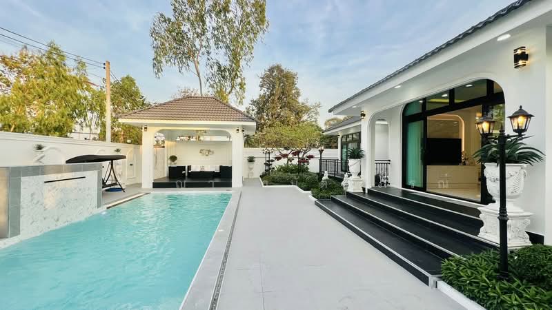 พูลวิลล่า สยามคันทรีคลับ พัทยา, Chon Buri (Pattaya), Nong Pru, Bang Lamung (Pattaya), Chon Buri (Pattaya), 5 Bedrooms, 864 sqm, Single Detached House For Sale, by ปภัชญา ธนัตถ์ภรณ์, 500157868 - DDproperty.com