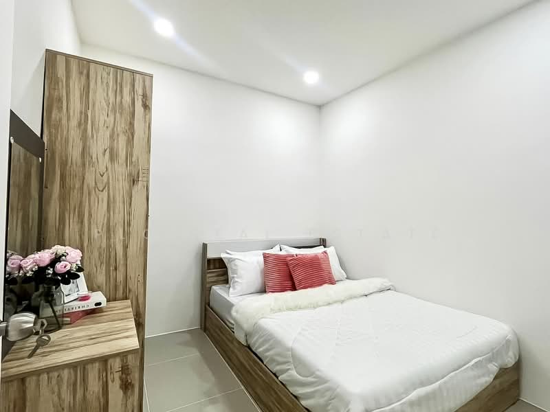 Townhome for Sale Khao Noi, East Pattaya, Chon Buri (Pattaya), Bang Lamung, Bang Lamung (Pattaya), Chon Buri (Pattaya), 2 Bedrooms, 140 sqm, Townhouse For Sale, by PLC Real Estate, 500157886 - DDproperty.com