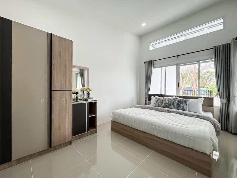 Townhome for Sale Khao Noi, East Pattaya, Chon Buri (Pattaya), Bang Lamung, Bang Lamung (Pattaya), Chon Buri (Pattaya), 2 Bedrooms, 140 sqm, Townhouse For Sale, by PLC Real Estate, 500157886 - DDproperty.com