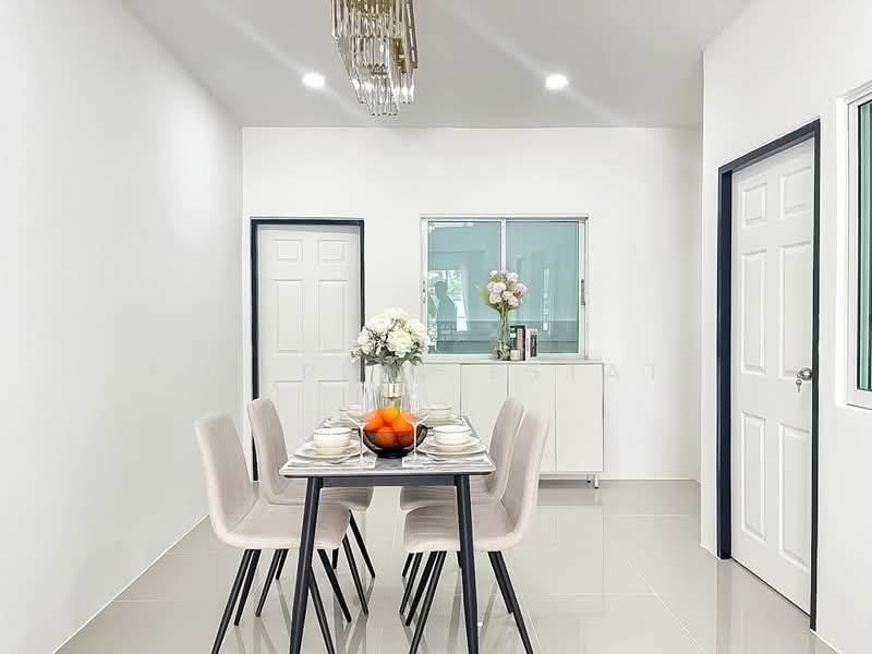 Townhome for Sale Khao Noi, East Pattaya, Chon Buri (Pattaya), Bang Lamung, Bang Lamung (Pattaya), Chon Buri (Pattaya), 2 Bedrooms, 140 sqm, Townhouse For Sale, by PLC Real Estate, 500157886 - DDproperty.com