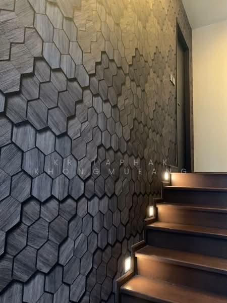 Ivy Ampio, Bangkok, 48 Ratchadaphisek Road, Huai Khwang, Huai Khwang, Bangkok, 3 Bedrooms, 136 sqm, Condo For Rent, by Kritaphak Khongmueang, 500157901 - DDproperty.com