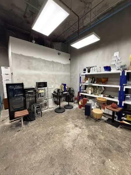 ขายธุรกิจ สถานบันเทิงพร้อมเปิดทำธุรกิจได้เลย ใจกลางสาทร, กรุงเทพ, สาทร, ทุ่งมหาเมฆ, สาทร, กรุงเทพ, 449 ตร.ม., กิจการ ขายดาวน์, โดย Suchanya Piboonwiput, 500157902 - DDproperty.com