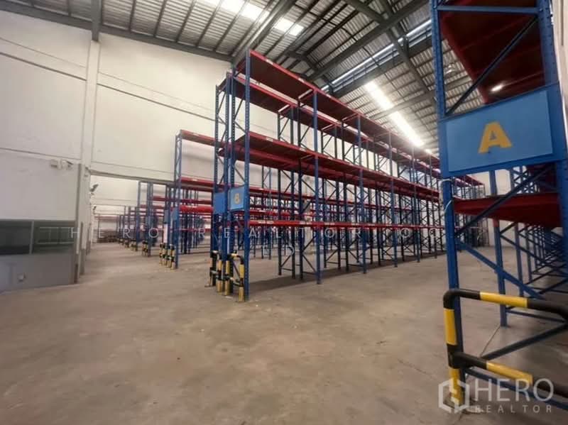 ให้เช่าโกดัง 13,410 ตร.ม. เมืองสมุทรปราการ bre23890, สมุทรปราการ, เทพารักษ์, เมืองสมุทรปราการ, สมุทรปราการ, 13,410 ตร.ม., โกดัง-โรงงาน ให้เช่า, โดย Hero Realtor Co., Ltd., 500157944 - DDproperty.com