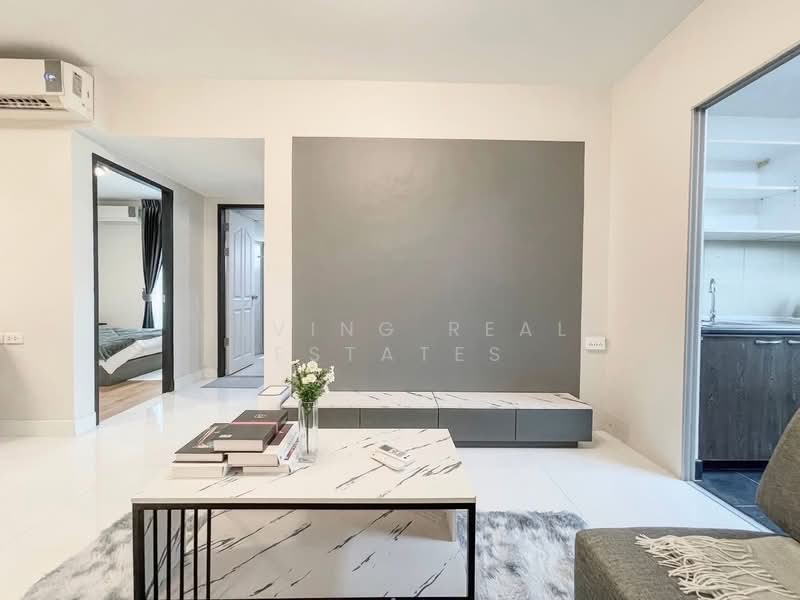 Supalai City Resort Ratchada-Huaykwang, Bangkok, 300 Pracha Uthit Road, Huai Khwang, Huai Khwang, Bangkok, 2 Bedrooms, 62 sqm, Condo For Sale, by Living Real Estates, 500157953 - DDproperty.com