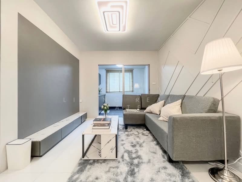 Supalai City Resort Ratchada-Huaykwang : ศุภาลัย ซิตี้ รีสอร์ท รัชดา-ห้วยขวาง, กรุงเทพ, 300 ประชาอุทิศ, ห้วยขวาง, ห้วยขวาง, กรุงเทพ, 62 ตร.ม., คอนโด ขาย, โดย Living Real Estates, 500157953 - DDproperty.com