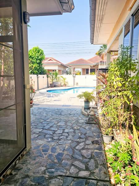 Baan Thai Village, Huahin 70, ประจวบคีรีขันธ์, หินเหล็กไฟ, หัวหิน, ประจวบคีรีขันธ์, 120 ตร.ม., บ้านเดี่ยว ให้เช่า, โดย Wanwisa Scopetta, 500157970 - DDproperty.com