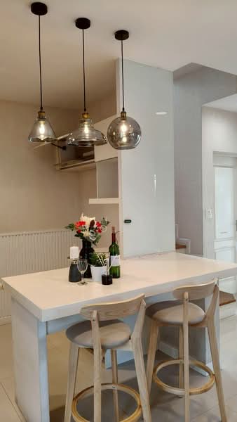 ให้เช่า! บ้านเดี่ยว พร้อมเข้าอยู่ ทำเลศรีนครินทร์ (SPSSR94), กรุงเทพ, ถ. ศรีนครินทร์, บางนาเหนือ, บางนา, กรุงเทพ, 197 ตร.ม., บ้านเดี่ยว ให้เช่า, โดย Khun Poon, 500157978 - DDproperty.com