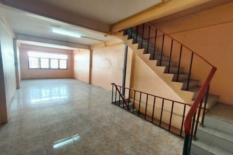 ขายอาคารพาณิชย์ 4.5ชั้น 15ตรว. แจ้งวัฒนะ–ปากเกร็ด ซอยบุญศิริ ใกล้ MRT แยกปากเกร็ด, Nonthaburi, แจ้งวัฒนะ, Pak Kret, Pak Kret, Nonthaburi, , 360 sqm, Shophouse For Sale, by คุณอร, 500157980 - DDproperty.com