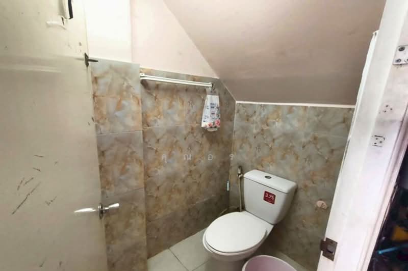 ขายอาคารพาณิชย์ 4.5ชั้น 15ตรว. แจ้งวัฒนะ–ปากเกร็ด ซอยบุญศิริ ใกล้ MRT แยกปากเกร็ด, Nonthaburi, แจ้งวัฒนะ, Pak Kret, Pak Kret, Nonthaburi, , 360 sqm, Shophouse For Sale, by คุณอร, 500157980 - DDproperty.com