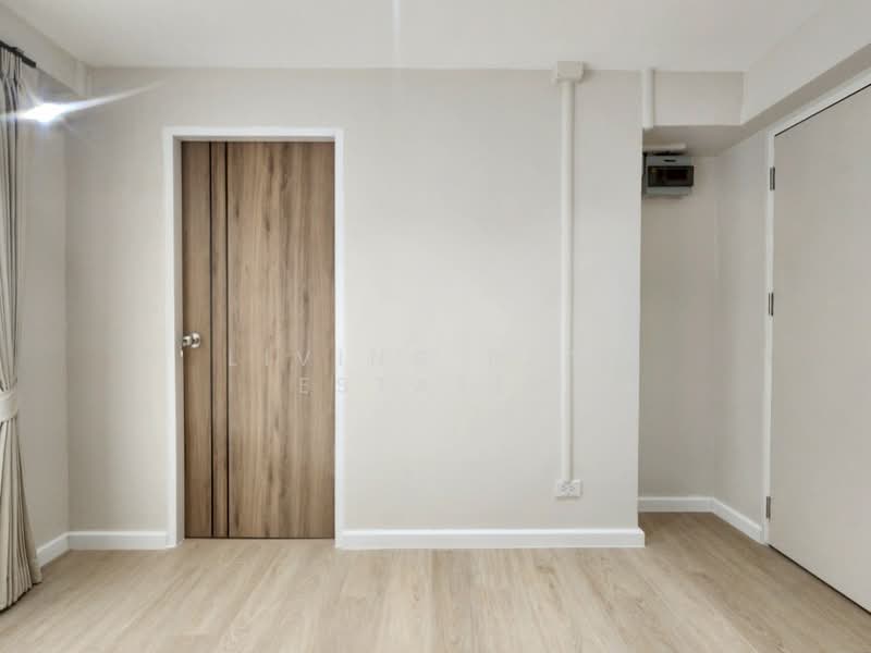 Century Park, Bangkok, 49 22 Vibhavadi-Rangsit Road, Jom Phon, Chatuchak, Bangkok, 1 Bedroom, 30 sqm, Condo For Sale, by Living Real Estates, 500157983 - DDproperty.com