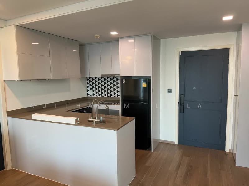 Maestro 01 Sathorn-Yenakat : มาเอสโตร 01 สาทร-เย็นอากาศ, กรุงเทพ, 14 ถนนเย็นอากาศ, ทุ่งมหาเมฆ, สาทร, กรุงเทพ, 68 ตร.ม., คอนโด ขาย, โดย Nuttharom  Linla , 500158019 - DDproperty.com