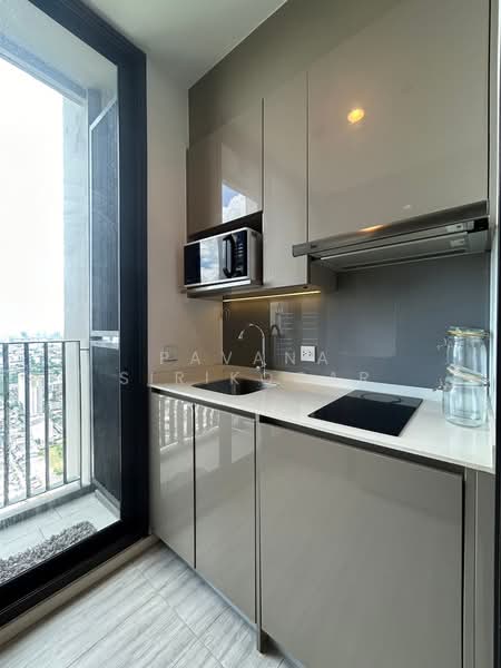 Whizdom Essence, Bangkok, 5 Piyabutr 1 Alley, Bang Chak, Phra Khanong, Bangkok, 1 Bedroom, 35 sqm, Condo For Rent, by Pavana Sirikogar, 500158050 - DDproperty.com