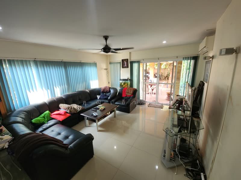 ขายบ้านเดี่ยว บ้านโป่ง ราชบุรี 100 ตร.วา มีสระว่ายน้ำ 6×8 ม. ใกล้โรงเรียน 450 ม., ราชบุรี, ปากแรต, บ้านโป่ง, ราชบุรี, 240 ตร.ม., บ้านเดี่ยว ขาย, โดย คุณเอ็มมี่, 500158054 - DDproperty.com