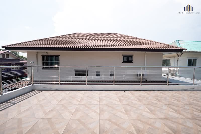 For Sale - ขายบ้านเดี่ยว บ้านโป่ง ราชบุรี 100 ตร.วา มีสระว่ายน้ำ 6×8 ม. ใกล้โรงเรียน 450 ม., Ratchaburi