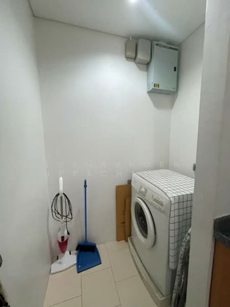 Villa Sathorn : วิลล่า สาทร, กรุงเทพ, 5 ถนนกรุงธนบุรี, คลองต้นไทร, คลองสาน, กรุงเทพ, 56 ตร.ม., คอนโด ให้เช่า, โดย Juthabhorn Uppachit (Amy), 500158083 - DDproperty.com