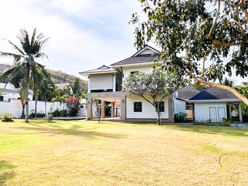 The Heights 2, Prachuap Khiri Khan, Nong Kae, Hua Hin, Prachuap Khiri Khan, 4 Bedrooms, 275 sqm, Villa For Sale, by Wanwisa Scopetta, 500158084 - DDproperty.com