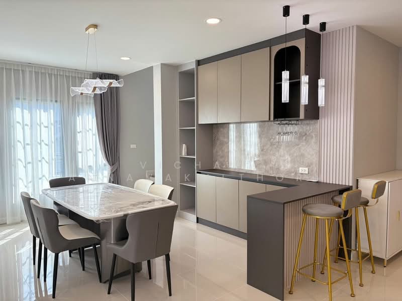 Centro Bangna, Samut Prakan, 111 Soi 3, Bang Kaeo, Bang Plee, Samut Prakan, 4 Bedrooms, 303 sqm, Single Detached House For Rent, by Vichai Annavakulthorn, 500158134 - DDproperty.com