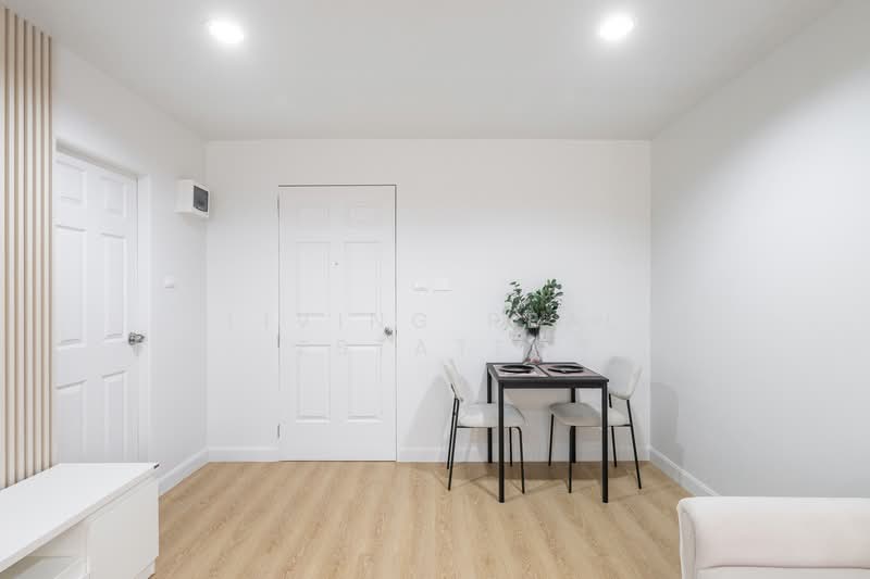 Lumpini Place Pinklao, Bangkok, 28 Borommaratchachonnani Road, Bang Bamru, Bang Phlat, Bangkok, Studio, 30 sqm, Condo For Sale, by Living Real Estates, 500158136 - DDproperty.com