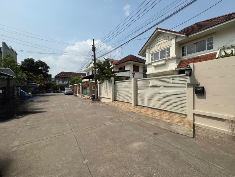 Poonsin Thani 1 : พูนสินธานี 1, กรุงเทพ, คลองสองต้นนุ่น, ลาดกระบัง, กรุงเทพ, 120 ตร.ม., ทาวน์เฮ้าส์ ขาย, โดย The Best Property เมฆ, 500158140 - DDproperty.com