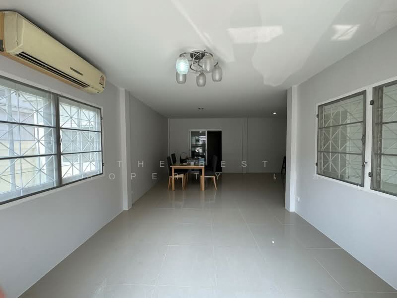 Poonsin Thani 1 : พูนสินธานี 1, กรุงเทพ, คลองสองต้นนุ่น, ลาดกระบัง, กรุงเทพ, 120 ตร.ม., ทาวน์เฮ้าส์ ขาย, โดย The Best Property เมฆ, 500158140 - DDproperty.com