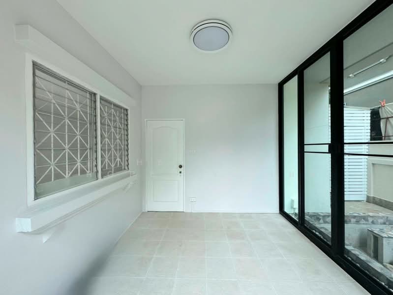 Poonsin Thani 1 : พูนสินธานี 1, กรุงเทพ, คลองสองต้นนุ่น, ลาดกระบัง, กรุงเทพ, 120 ตร.ม., ทาวน์เฮ้าส์ ขาย, โดย The Best Property เมฆ, 500158140 - DDproperty.com