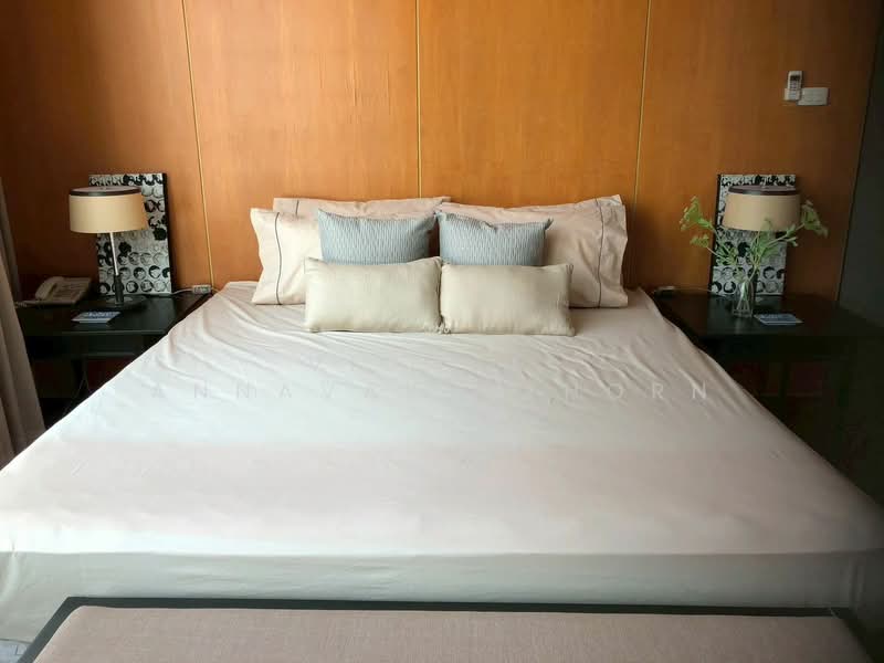 President Place, Bangkok, 975 Phloen Chit Rd, Lumphini, Pathum Wan, Bangkok, 2 Bedrooms, 140 sqm, Condo For Rent, by Vichai Annavakulthorn, 500158176 - DDproperty.com