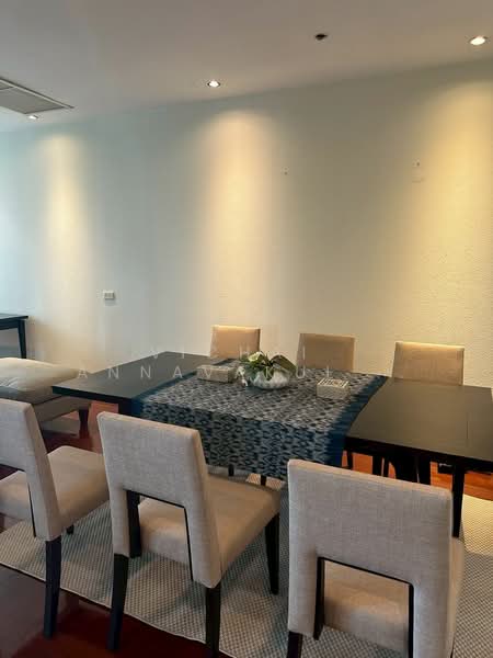 President Place, Bangkok, 975 Phloen Chit Rd, Lumphini, Pathum Wan, Bangkok, 2 Bedrooms, 140 sqm, Condo For Rent, by Vichai Annavakulthorn, 500158176 - DDproperty.com