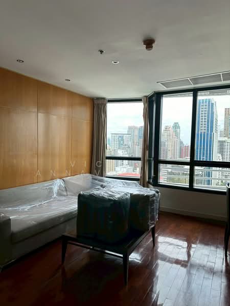 President Place, Bangkok, 975 Phloen Chit Rd, Lumphini, Pathum Wan, Bangkok, 2 Bedrooms, 140 sqm, Condo For Rent, by Vichai Annavakulthorn, 500158176 - DDproperty.com