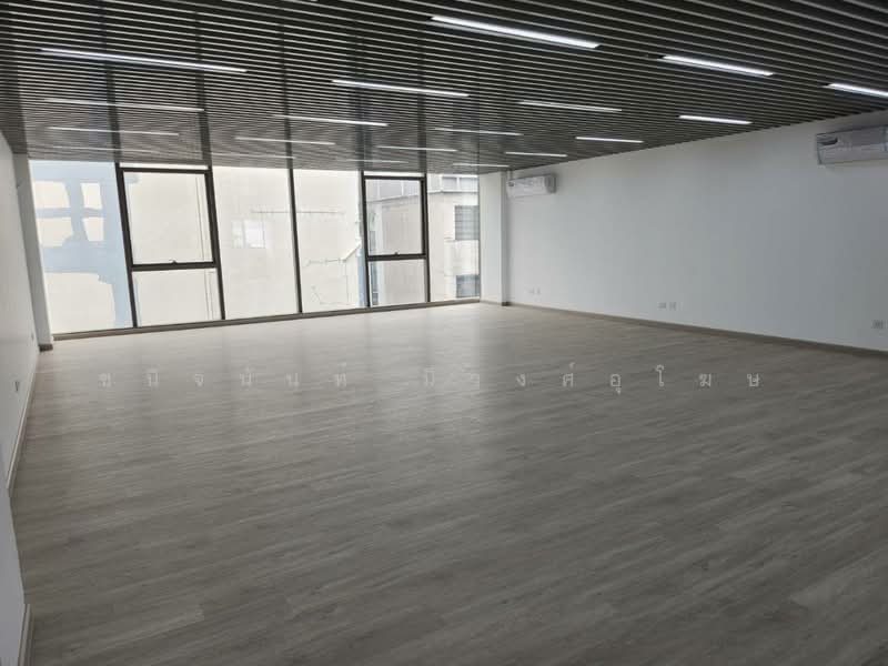 สำนักงานให้เช่า 60-138 ตรม. MRT สุทธิสาร, กรุงเทพ, รัชดาภิเษก, สามเสนนอก, ห้วยขวาง, กรุงเทพ, 90 ตร.ม., สำนักงาน ให้เช่า, โดย ชนิจนันท์ มีวงศ์อุโฆษ, 500158198 - DDproperty.com