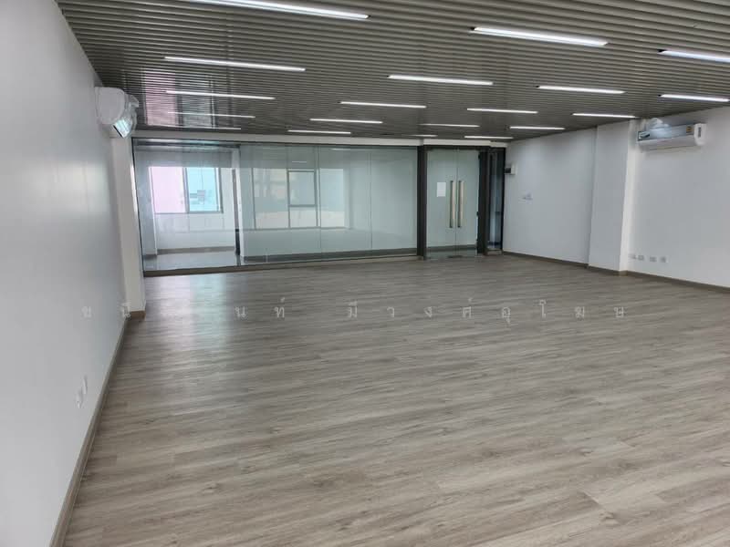 สำนักงานให้เช่า 60-138 ตรม. MRT สุทธิสาร, Bangkok, รัชดาภิเษก, Samsen Nok, Huai Khwang, Bangkok, , 90 sqm, Office Space For Rent, by Chanitnun Mewongukote, 500158198 - DDproperty.com