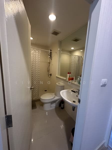 Baan Klang Muang Nawamin 42, Bangkok, Soi Nawamin 42, Nawamin Road, Khlong Kum, Bueng Kum, Bangkok, 3 Bedrooms, 150 sqm, Townhouse For Rent, by Living Condo, 500158201 - DDproperty.com