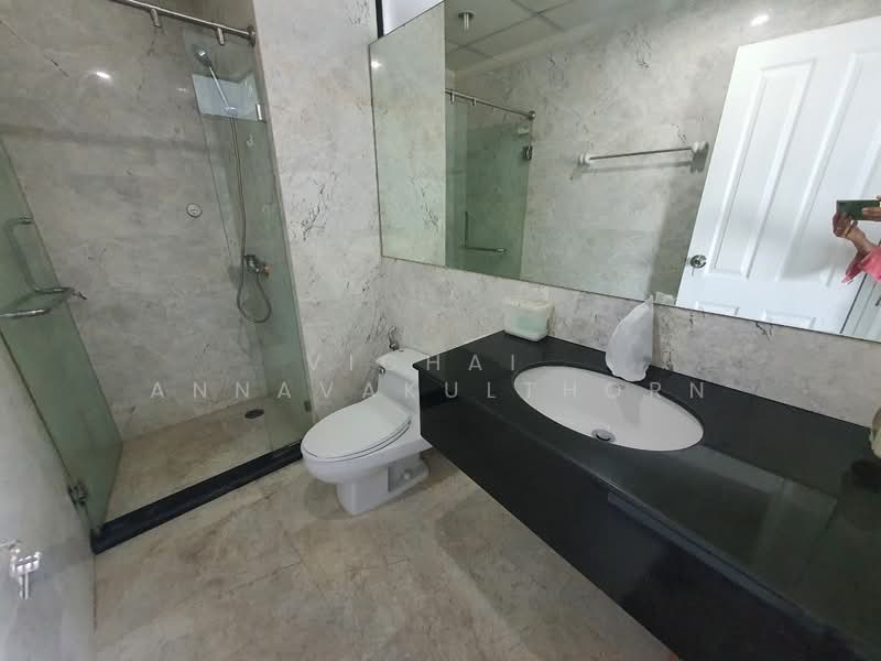 Supalai Premier Place Asoke, Bangkok, 60 Asoke Montri Road, Khlongtoei Nua, Watthana, Bangkok, 2 Bedrooms, 79 sqm, Condo For Rent, by Vichai Annavakulthorn, 500158228 - DDproperty.com