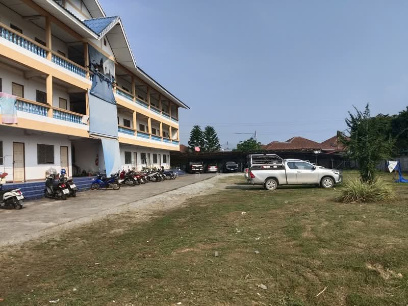 ธุรกิจเสือนอนกิน กำไรเน้นๆ ปีละ 762,000 !!! ขาย อพาร์ทเม้นท์ 3 ชั้น 30 ห้อง พื้นที่กว้าง 2 ไร่กว่า, Chon Buri (Pattaya), Bueng, Si Racha, Chon Buri (Pattaya), , 990 sqm, Shophouse For Sale, by ท๊อป, 500158242 - DDproperty.com