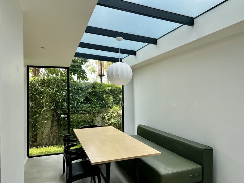 Demi Sathu 49, Bangkok, Sathupradit 49 Bang Pong pang, Bang Pong Pang, Yan Nawa, Bangkok, 3 Bedrooms, 300 sqm, Townhouse For Sale, by Nuttharom  Linla , 500158254 - DDproperty.com