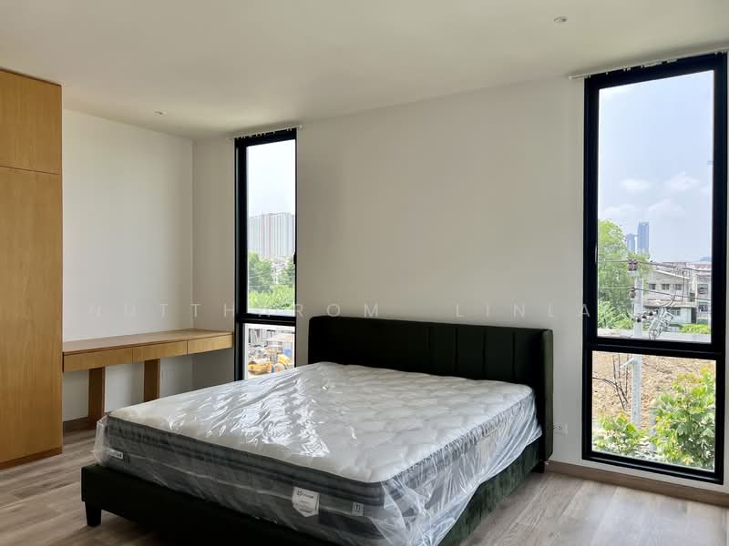 Demi Sathu 49, Bangkok, Sathupradit 49 Bang Pong pang, Bang Pong Pang, Yan Nawa, Bangkok, 3 Bedrooms, 300 sqm, Townhouse For Sale, by Nuttharom  Linla , 500158254 - DDproperty.com