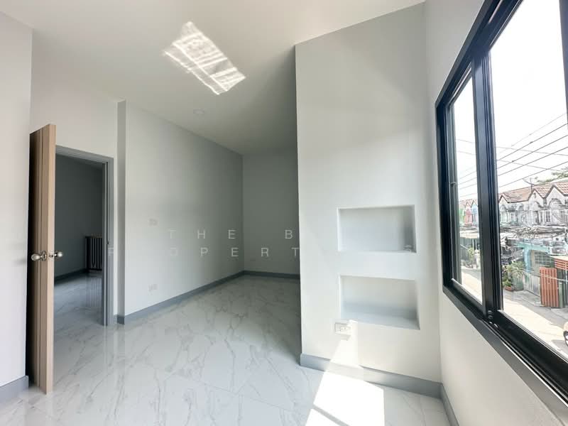 โครงการเอวาดา บ้านสวน, ชลบุรี, บ้านสวน, เมืองชลบุรี, ชลบุรี, 120 ตร.ม., ทาวน์เฮ้าส์ ขาย, โดย The Best Property  ดิว, 500158257 - DDproperty.com